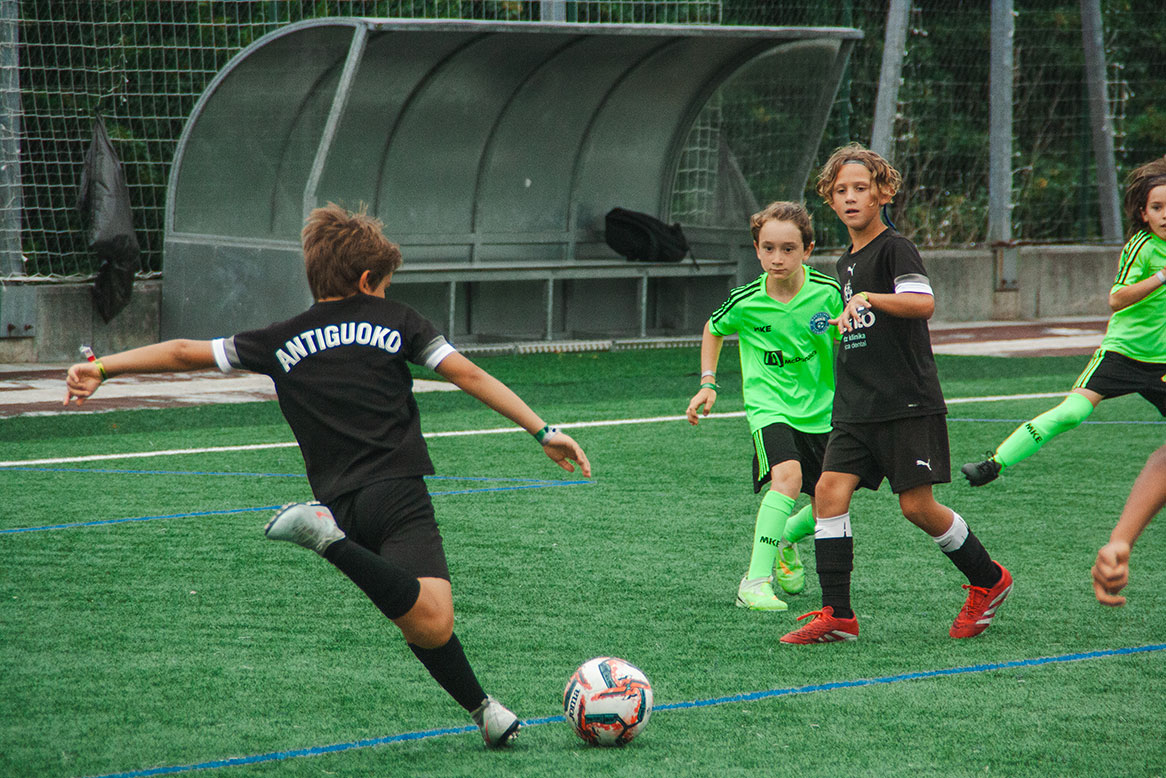 Antiguoko K.E. en la Donosti Cup — fotografía 9